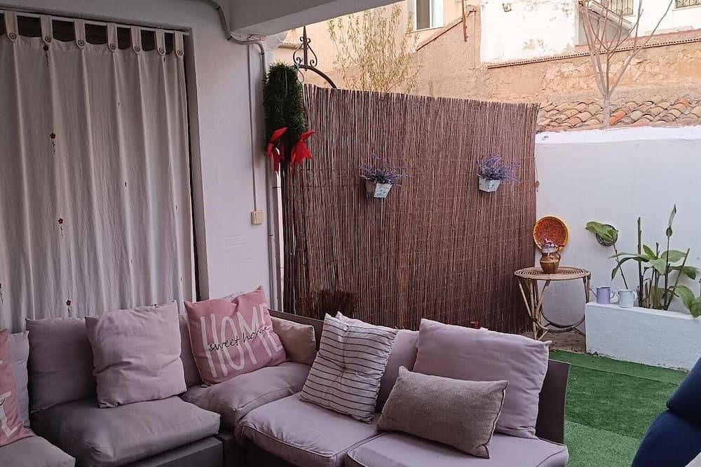 Casa Rural Alegria, a home in the mountains and close to the beach in Caudete de las Fuentes, Valencia Province