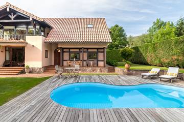 Casa De Vacaciones para 9 Personas en Santa María de Cayón, Cordillera Cantábrica, Foto 1