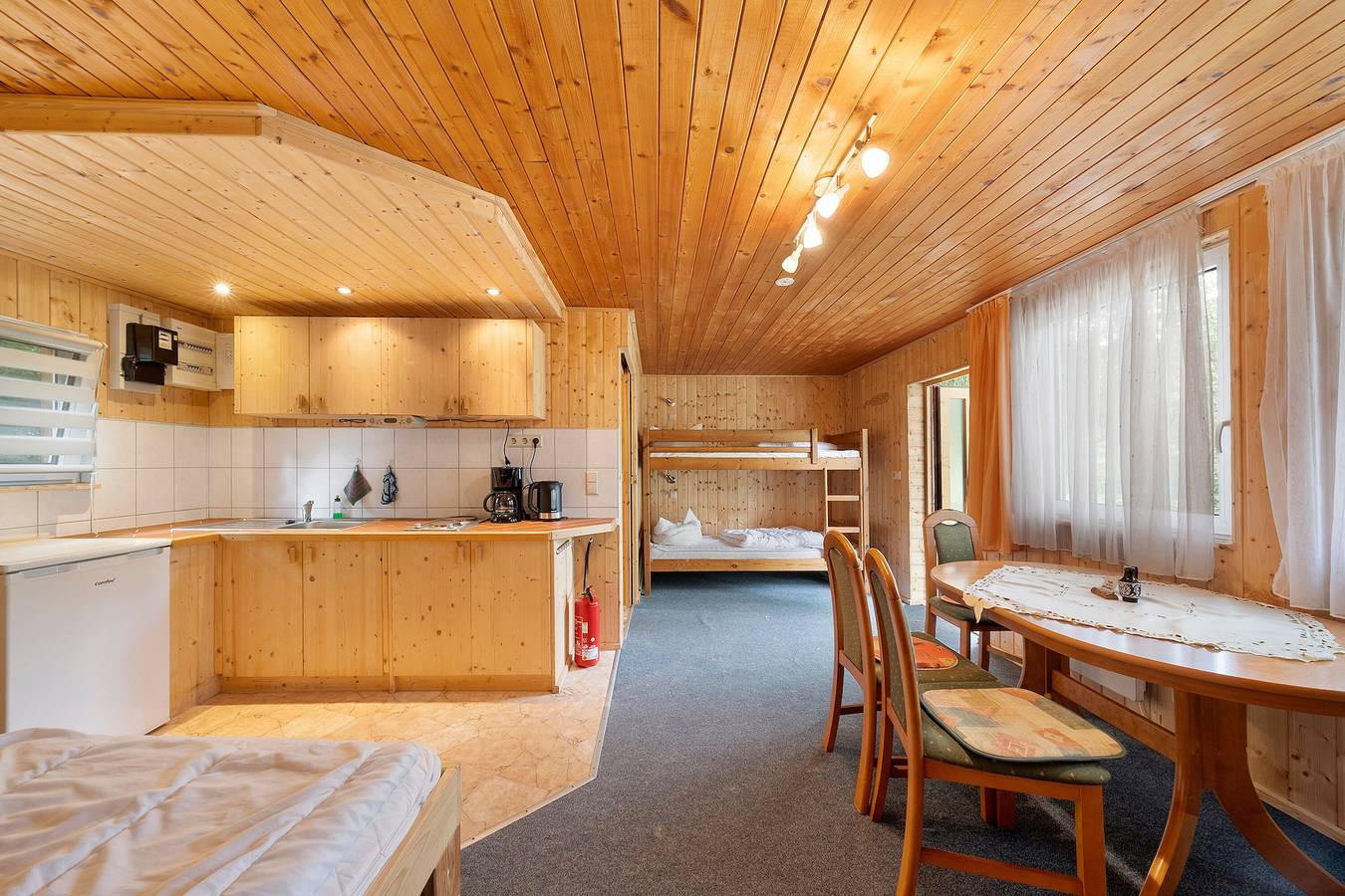 Bungalow '26 - Kimbucht' mit privater Terrasse und gemeinsamem Garten in Waldhufen, Oberlausitz-Niederschlesien