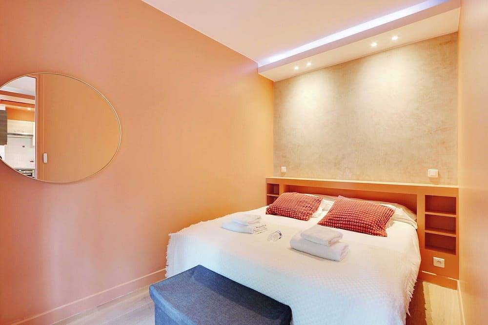 Ganze Wohnung, Gemütliche Wohnung mit Garten -Neuilly-sur-Seine in Neuilly-sur-Seine, Hauts-de-Seine