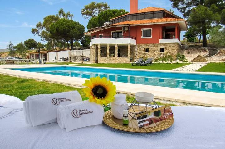 Location de vacances pour 15 personnes, avec Balcon et Jardin dans Sabugal