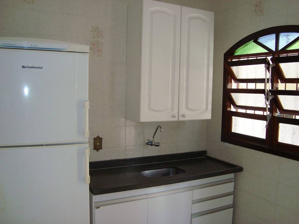 Haus mit Pool, Grill, Klimaanlage. in Caraguatatuba, Região Metropolitana do Vale do Paraíba e Litoral Norte