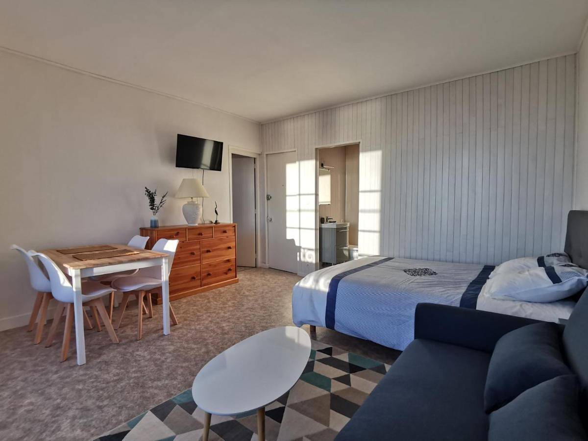 Ganze Wohnung, Grand studio face à la mer in Houlgate, Lisieux und Umgebung