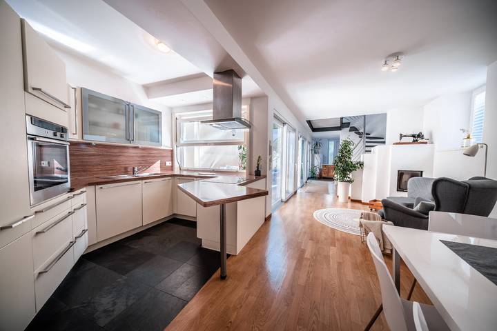 Ferienwohnung für 7 Personen, mit Terrasse
