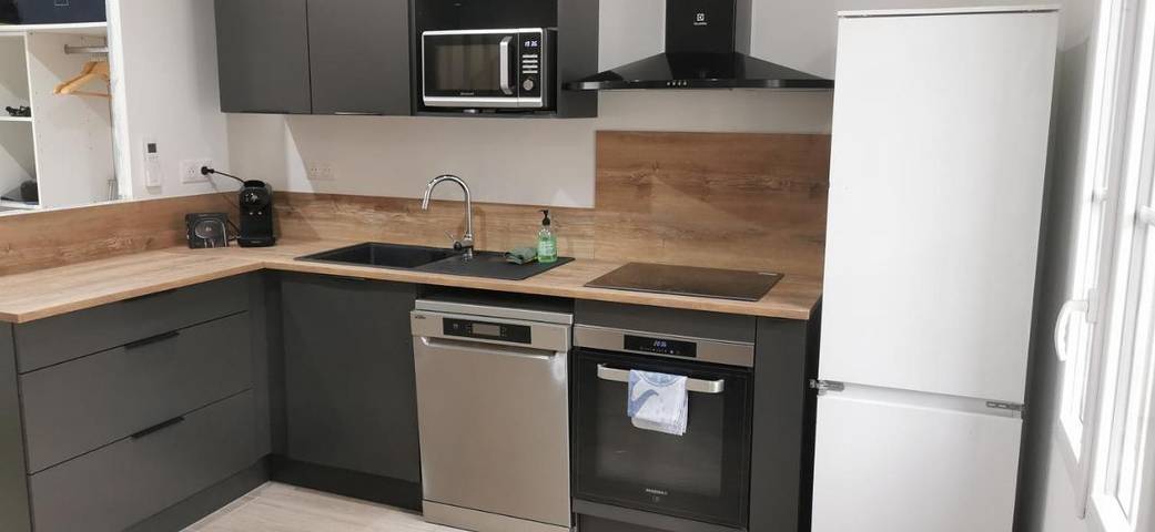 Gîte pour 9 personnes, avec terrasse à Jaux - 3