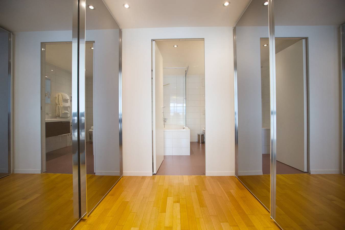 Ganze Wohnung, Swiss Hotel Apartments-Montreux Montreux One Bedroom Lake View Apartments and Spa C2.4 in Montreux, Genfer See