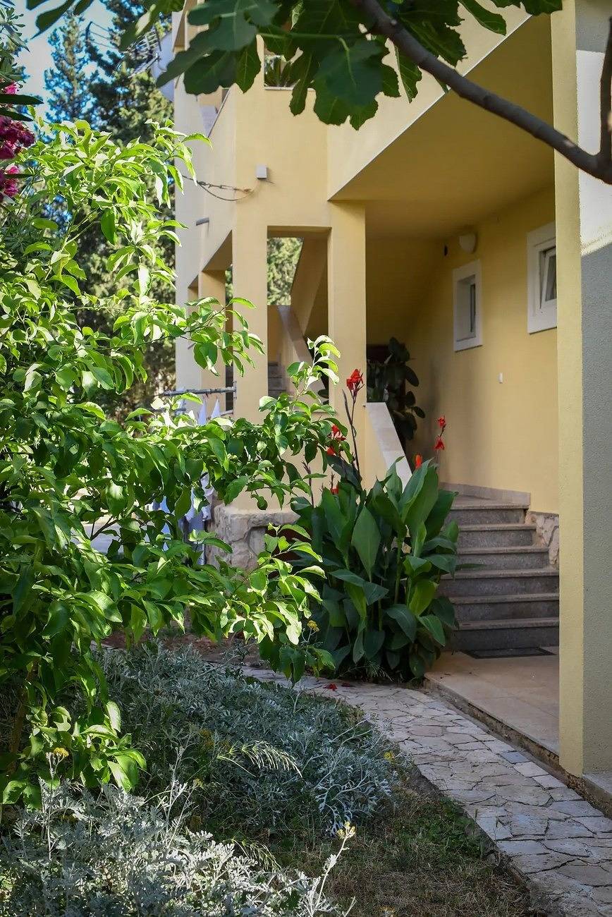 Ganze Wohnung, 1-Zimmer-Ferienwohnung mit Balkon und Meerblick Stari Grad, Hvar A-22629-c in Stari Grad, Hvar