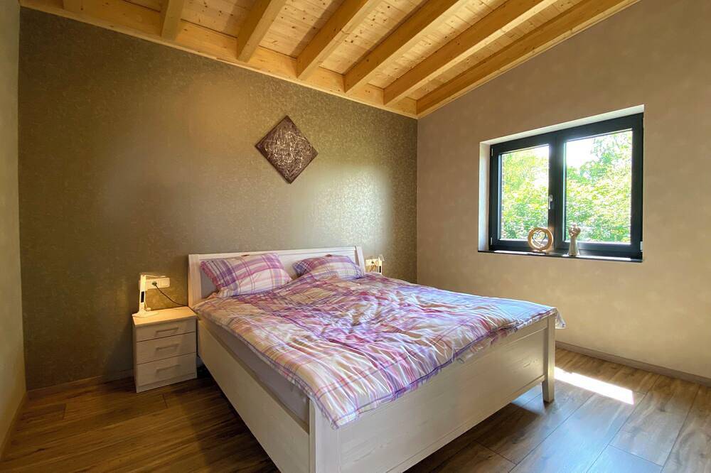 Ganze Wohnung, Ruhige Ferienwohnung am Weiher Haustierfreundlich in Schmidt in Schmidt, Nideggen