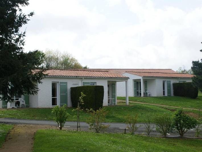 Gîte pour 4 personnes, avec terrasse et piscine à Chantonnay - 3