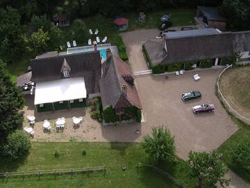 Chambre d’hôte pour 3 personnes, avec piscine et jardin, animaux acceptés à Amboise