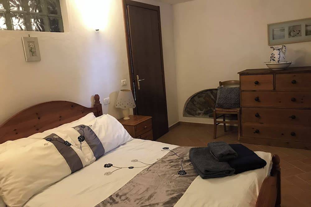 Entire apartment, Santini House 2. Apartment in Villa Minozzo, Reggio Emilia Province