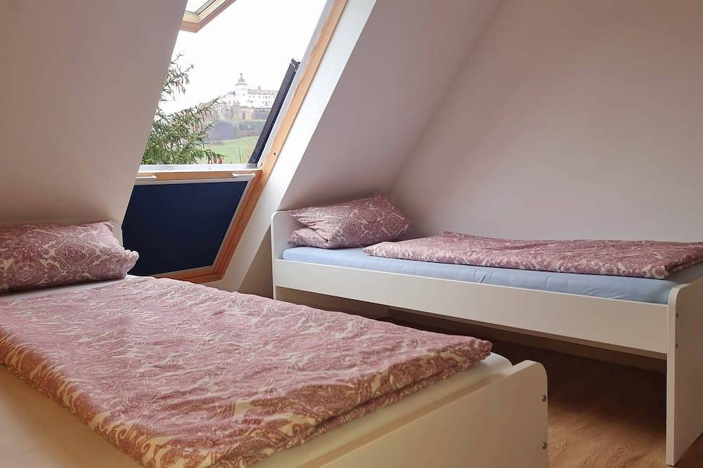 Ganze Wohnung, Wohnung mit Festung Blick Würzburg in Würzburg, Fränkisches Weinland