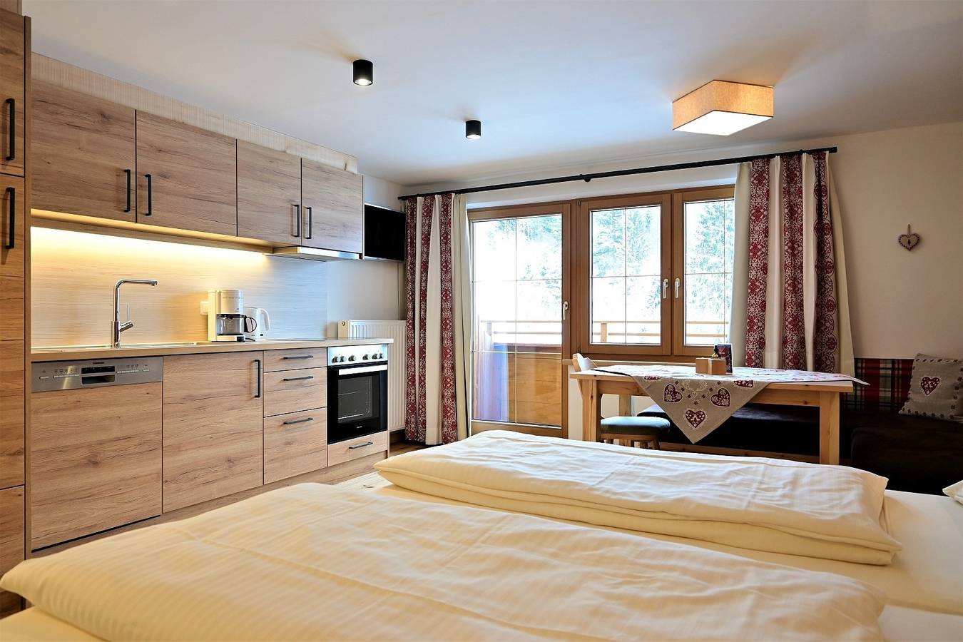 Geheel vakantieappartement, Vakantieappartement voor 2 personen met tuin in Lechtal Alps, Biberwier