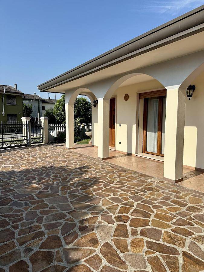 Gîte pour 5 personnes, avec terrasse et jardin à Piove di Sacco