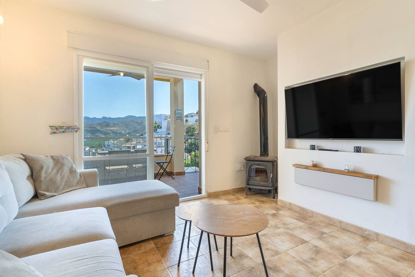 Ferienhaus 'Bellavista Los Pinos' mit Bergblick, privater Terrasse und Wlan in Los Pinos (Almuñecar), Almuñecar