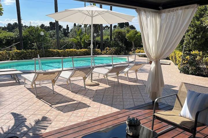 Ferienhaus für 8 Personen, mit Terrasse und Garten - 1