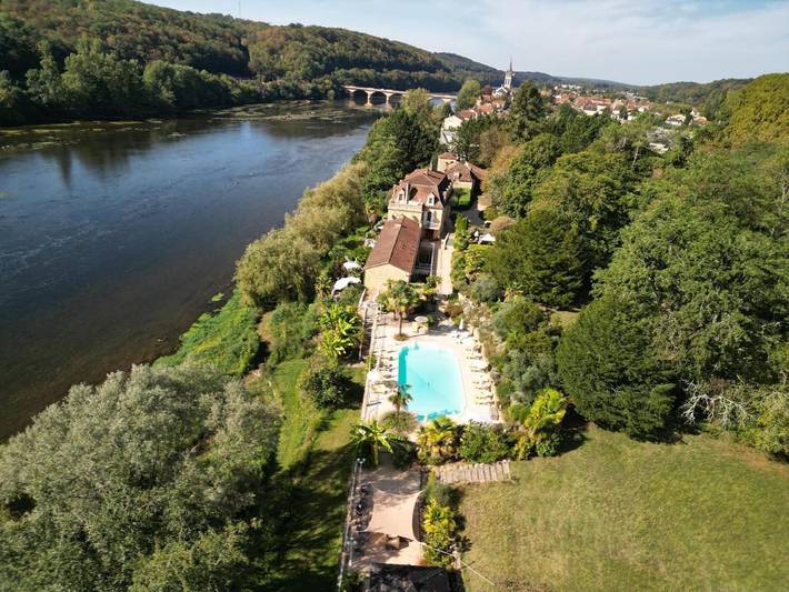 Location de vacances pour 4 personnes, avec jardin ainsi que vue et piscine à Lalinde - 4