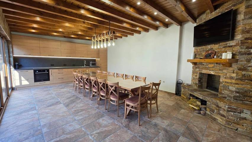 Maison d’hôte pour 18 personnes, avec jardin ainsi que sauna et vue en Bulgarie