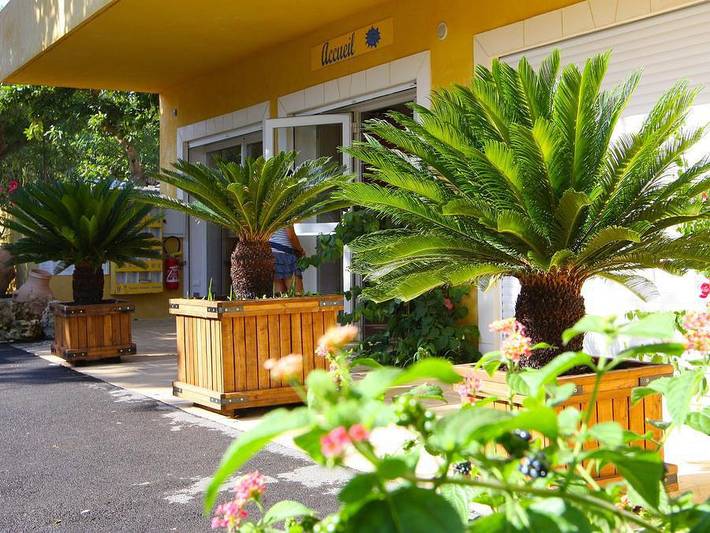 Camping International - Mobilheim 4 personen - Moorea 52 m² - 3 Räume - 2 Schlafzimmer - Privater Jacuzzi - Klimaanlage in La Madrague, Hyeres