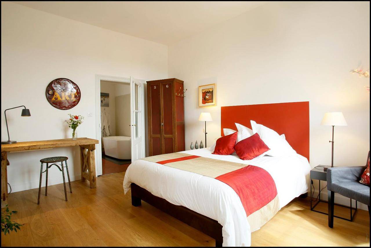 La Maison Rouge d'Uzes B&B in Uzès, Région de Nîmes