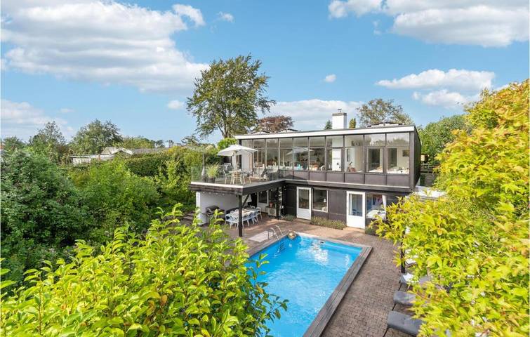Ferienhaus für 8 Personen, mit Pool