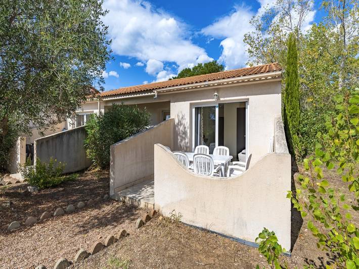 Gîte pour 7 personnes, avec terrasse et piscine, animaux acceptés dans Favone