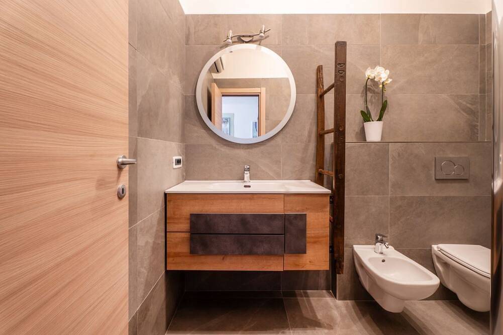 Ganze Wohnung, Mont&Lac | Lake View Apartment in Limone in Limone sul Garda, Gardasee-Berge