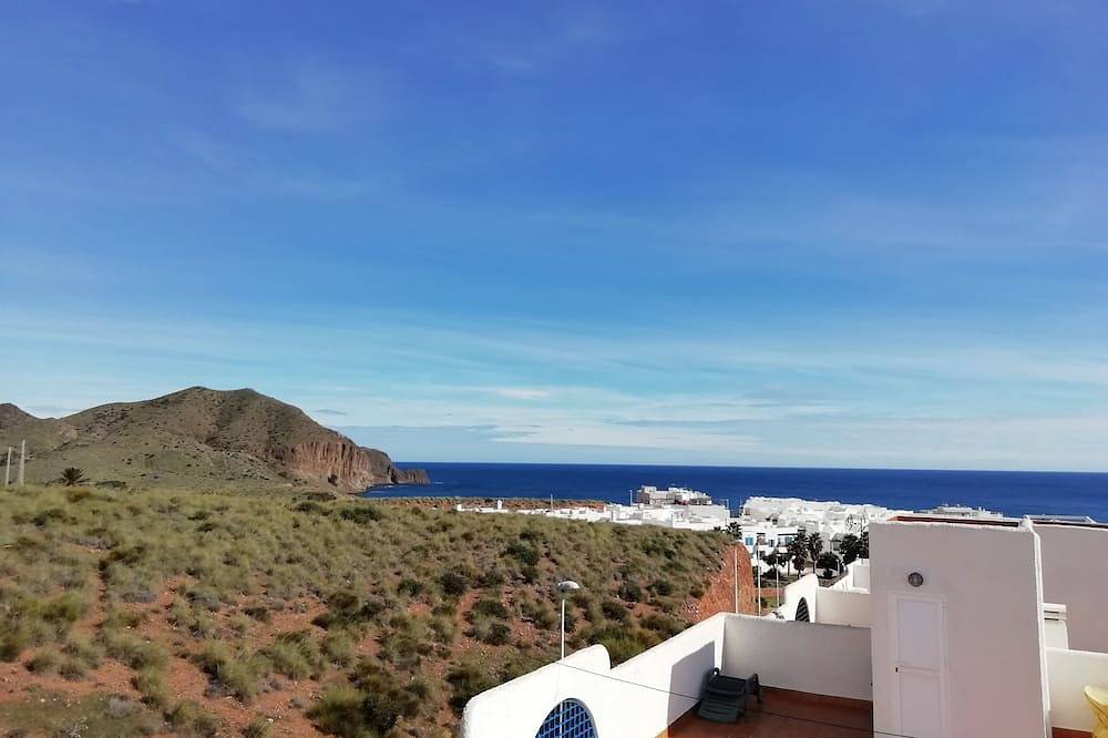 Apartamento entero, Gran Terraza 60 M2, Vistas Mar . Exclusiva  WIFI in Playa del Peñón Blanco (Níjar), Níjar