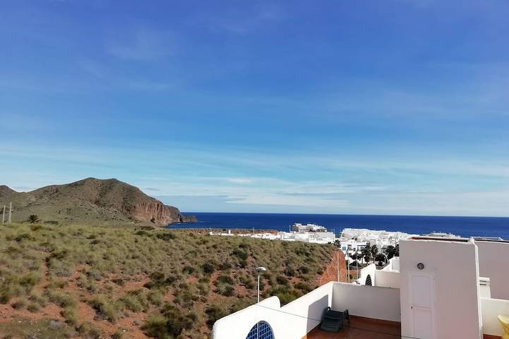 Apartamento de vacaciones para 5 personas, con balcón y jardín - 1