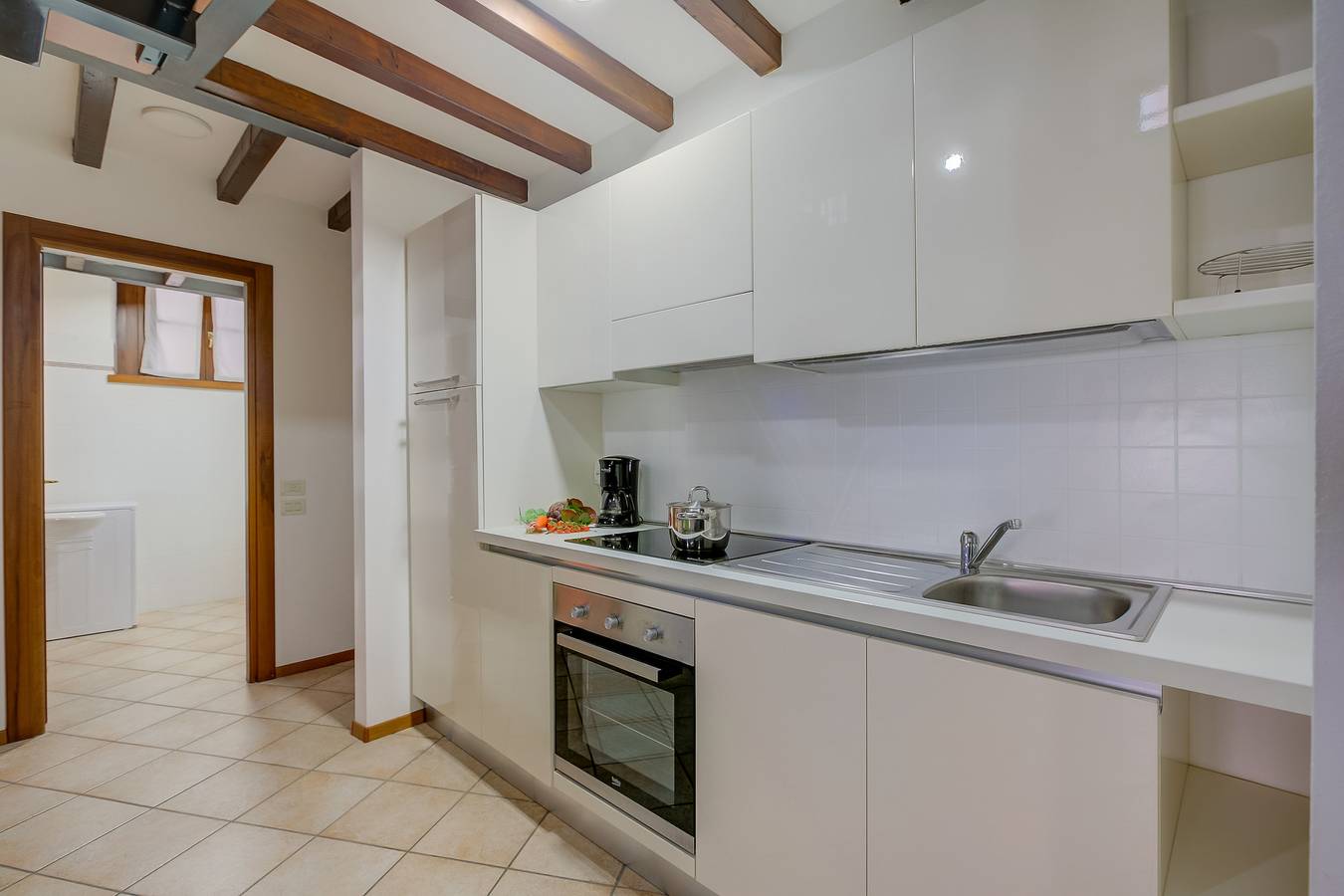 Entire apartment, Casa Alpino 10 in Riva del Garda, Garda Mountains