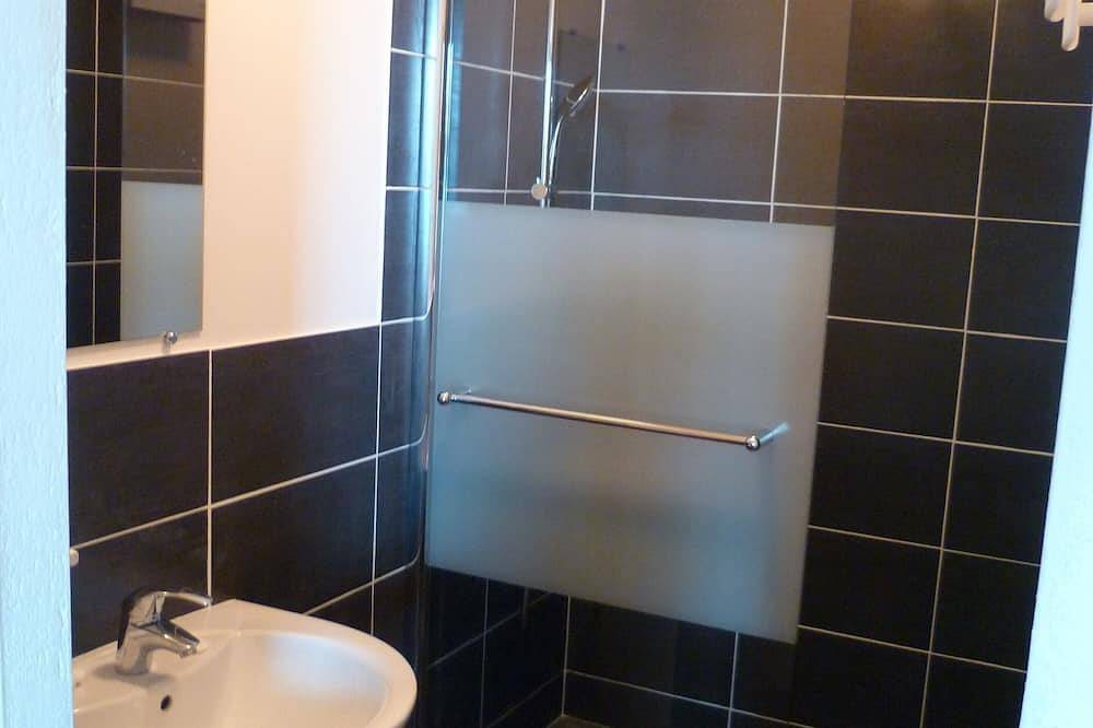 Villa d'architecte Les Pieds Dans L'Eau équipée pour 7 personnes au Lavandou in Le Lavandou, Provence