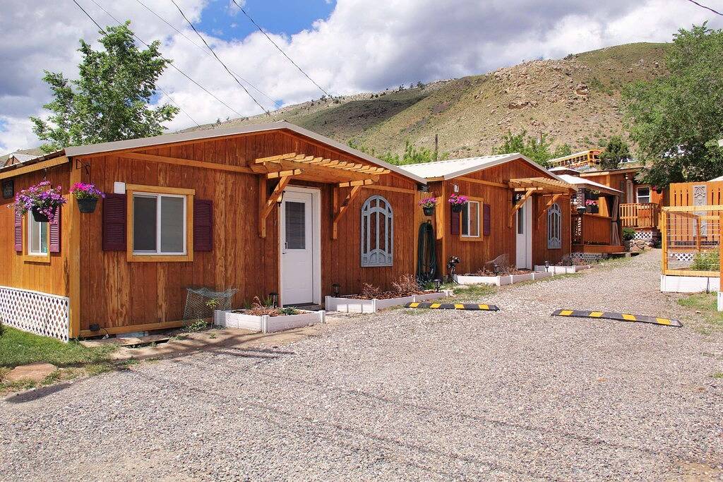 Yellowstone's Treasure Cabins - 2 Autominuten vom Eingang des Yellowstone Park North entfernt in Gardiner, Absaroka Range