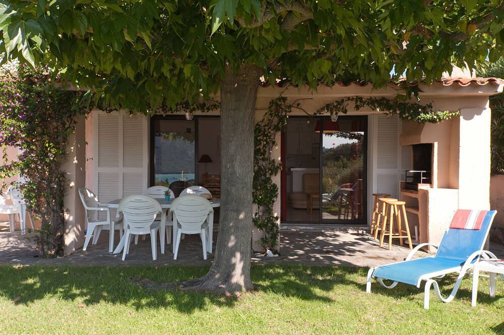 Villa Classic 3 bedrooms - Santa Giulia - Residence with heated pool in Santa Giulia, Porto-Vecchio