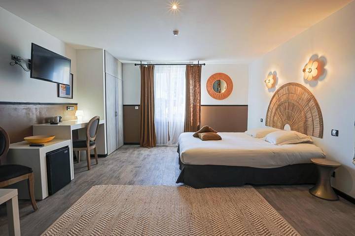 Hôtel pour 4 personnes, avec Terrasse et Jardin à Bénouville - 3