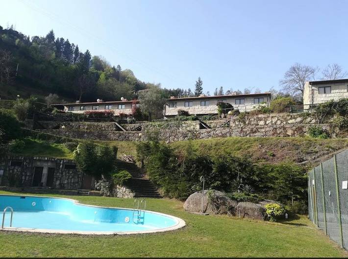 Location de vacances pour 2 personnes, avec jardin ainsi que piscine et vue dans Caniçada - 2