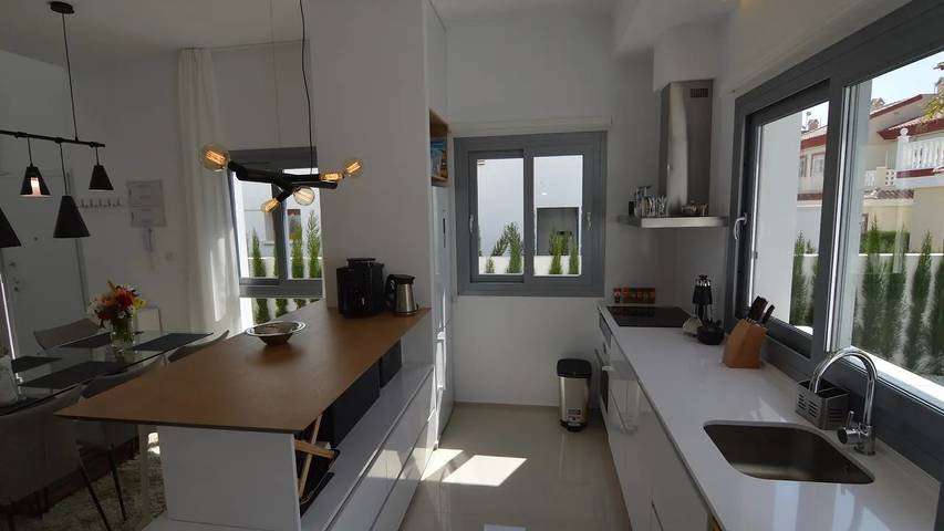 Villa pour 8 personnes, avec jardin et piscine à Rojales - 3