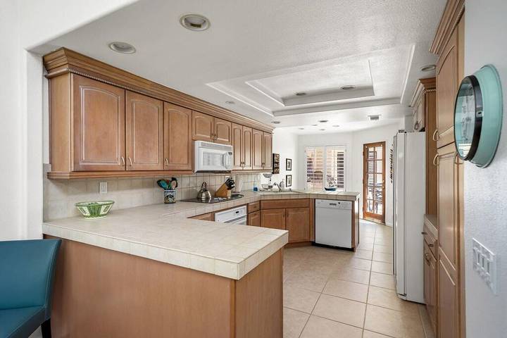 Vacation rental for 8 people, with yard and pool as well as balcony in La Quinta (CA)