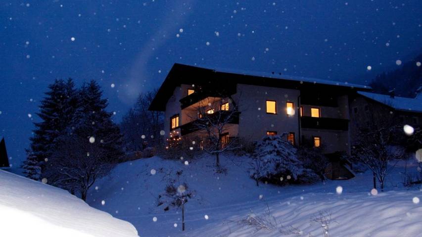 BnB für 2 Personen, mit Sauna und Ausblick sowie Garten in Osttirol