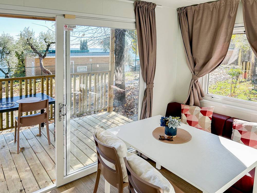 Ferienpark della Colombaia Mobilehome Easy für 3 Personen in Padenghe sul Garda, Gardasee-Berge