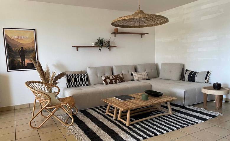 Gîte pour 2 personnes, avec vue dans Le Barachois Saint Denis