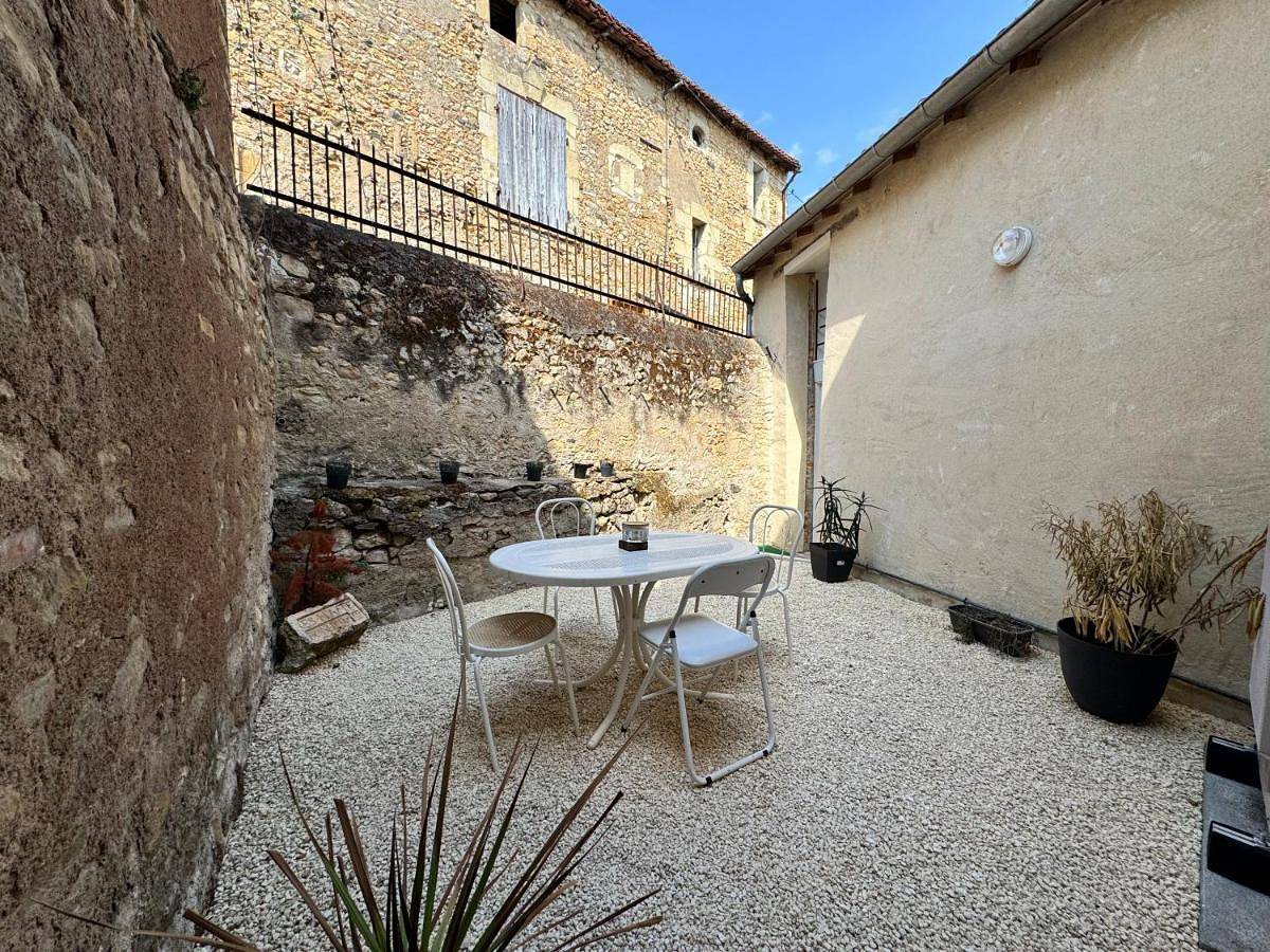 Maison Hythou de ville 6 personnes in Thouars, Deux-Sèvres