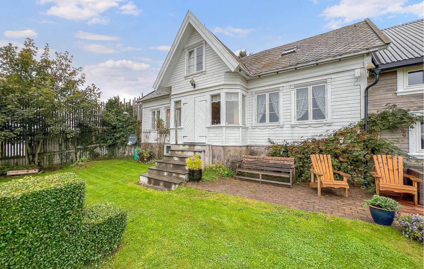 Ferienhaus für 8 Personen mit Terrasse in Farsund
