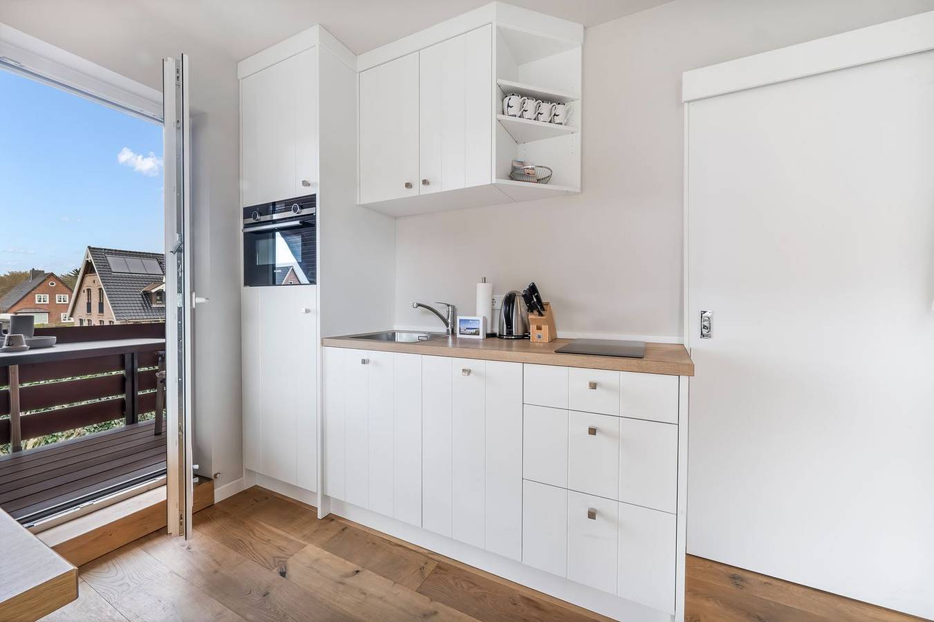 Ganze Wohnung, Moderne 3-Zimmer Ferienwohnung auf ca. 55 m² Wohnfläche, für bis zu 4 Personen in Wenningstedt, Sylt