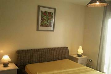 Villa pour 4 Personnes dans Roquebrune-sur-Argens, Région de Draguignan, Photo 3