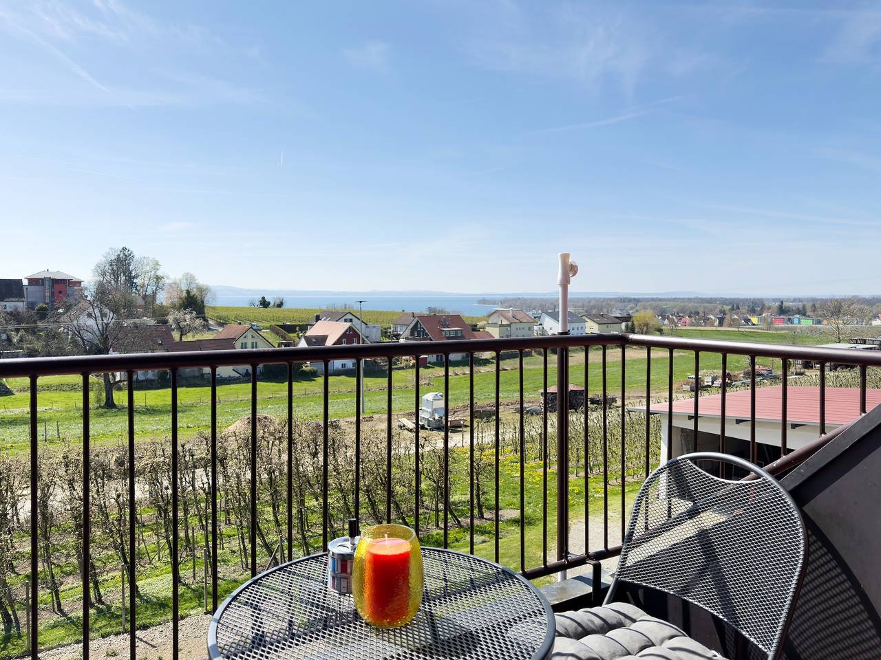 Ganze Wohnung, Ferienwohnung '4, 75 Qm' mit Gemeinschaftsgarten, Balkon und Wi-Fi in Kressbronn am Bodensee, Region Bodensee-Oberschwaben