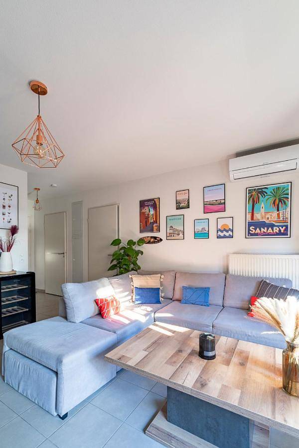 Appartement entier, One-Bedroom Apartment in Saint-Jean-de-Védas, Côte méditerranéenne (France)