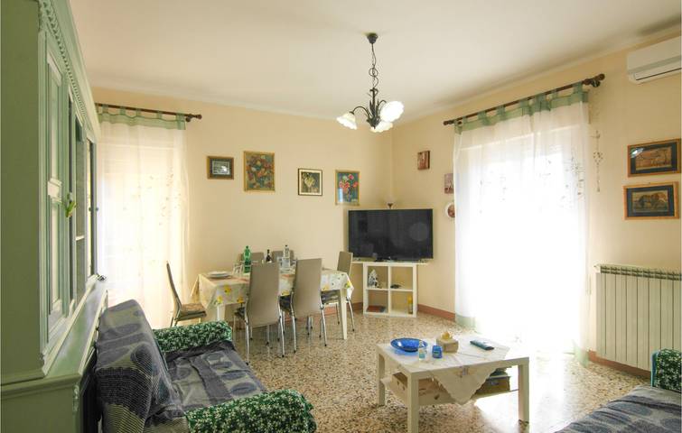 Ganze Ferienwohnung, Charmante Pietrasanta Wohnung - 1km zum Stadtzentrum in Pietrasanta, Italienische Riviera