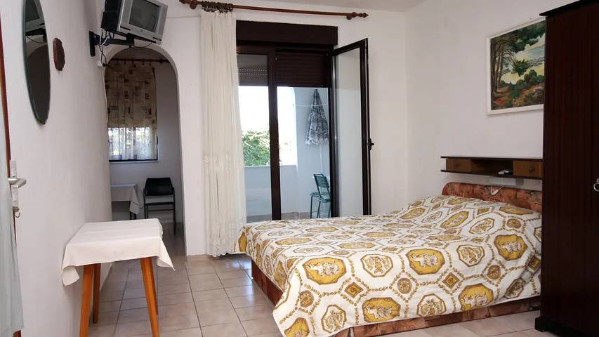 Studio pour 3 personnes, avec terrasse, animaux acceptés - 1