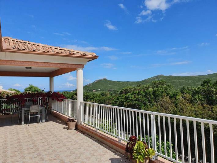 Location de vacances pour 6 personnes, avec jardin et vue, animaux acceptés à Pietracorbara - 4