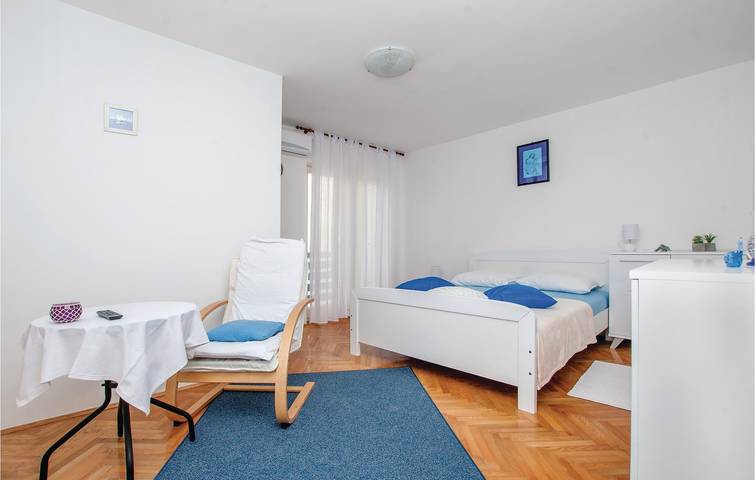 Ferienhaus für 6 Personen, mit Terrasse in Vodice - 4